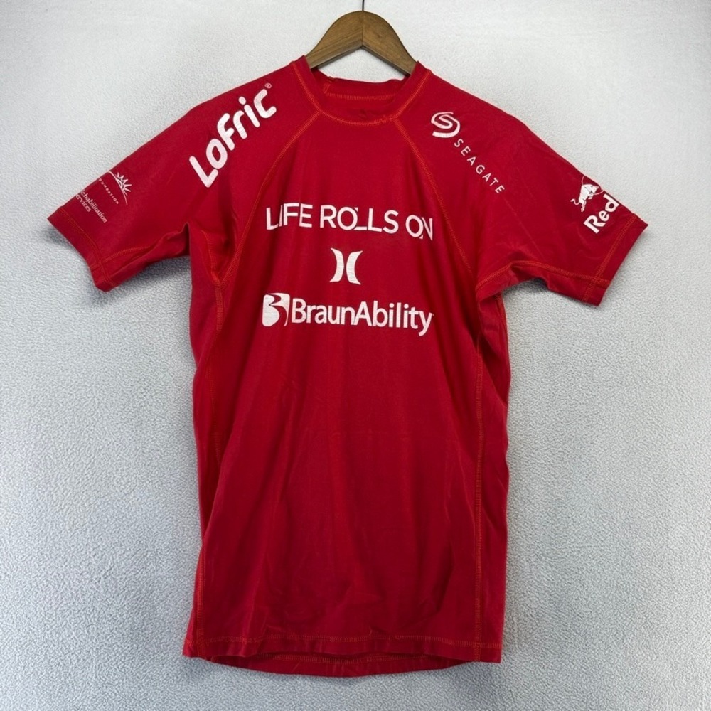 Hurley Rash Guard Mens Medium Red Surf Swim Life Rolls On Red Bull Vintage y2k